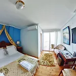Отель Risco 3*